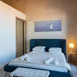 Le Voyageur By The Sea - Furnished Larnaca