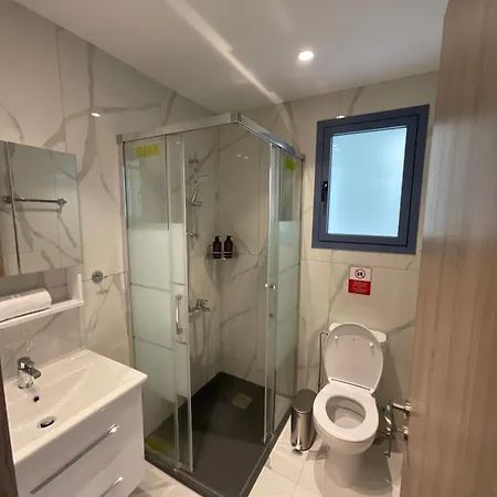 Le Voyageur By The Sea - Furnished Apartament *