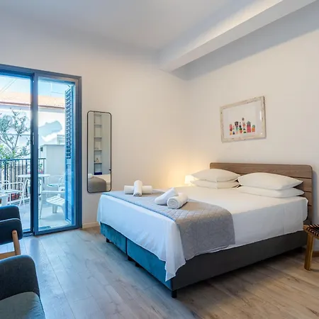 Apartment Le Voyageur By The Sea - Furnished Larnaca
