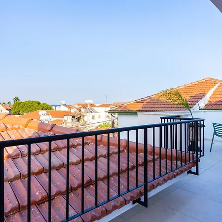 Apartament Le Voyageur By The Sea - Furnished Larnaca