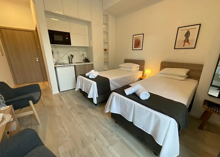 Le Voyageur By The Sea - Furnished * ラルナカ