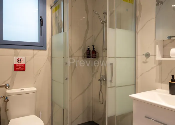 Le Voyageur By The Sea - Furnished ラルナカ