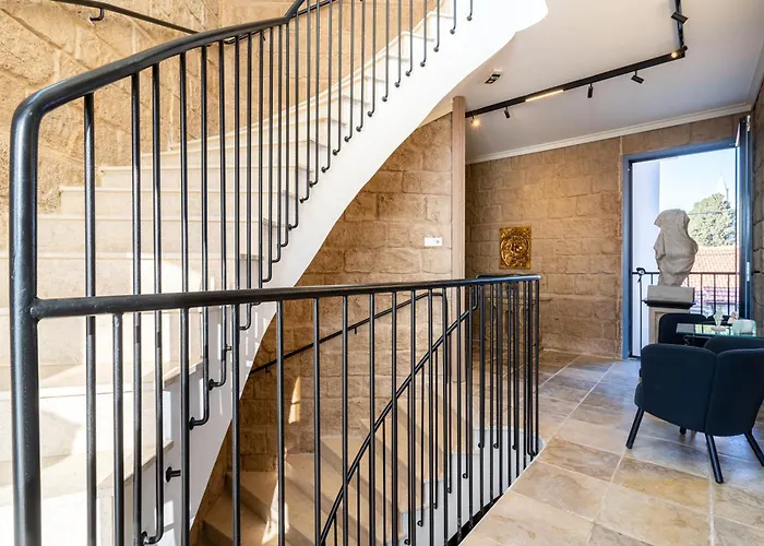 Le Voyageur By The Sea - Furnished لارنكا